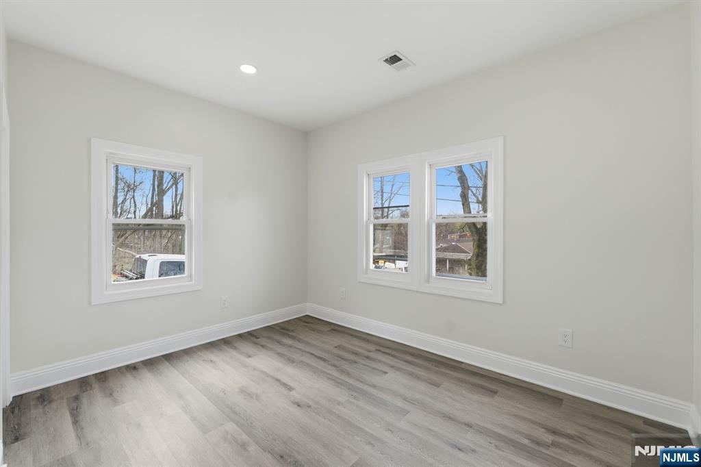 31 St Moritz Place Wayne, NJ 07470 - Photo 15 of 30