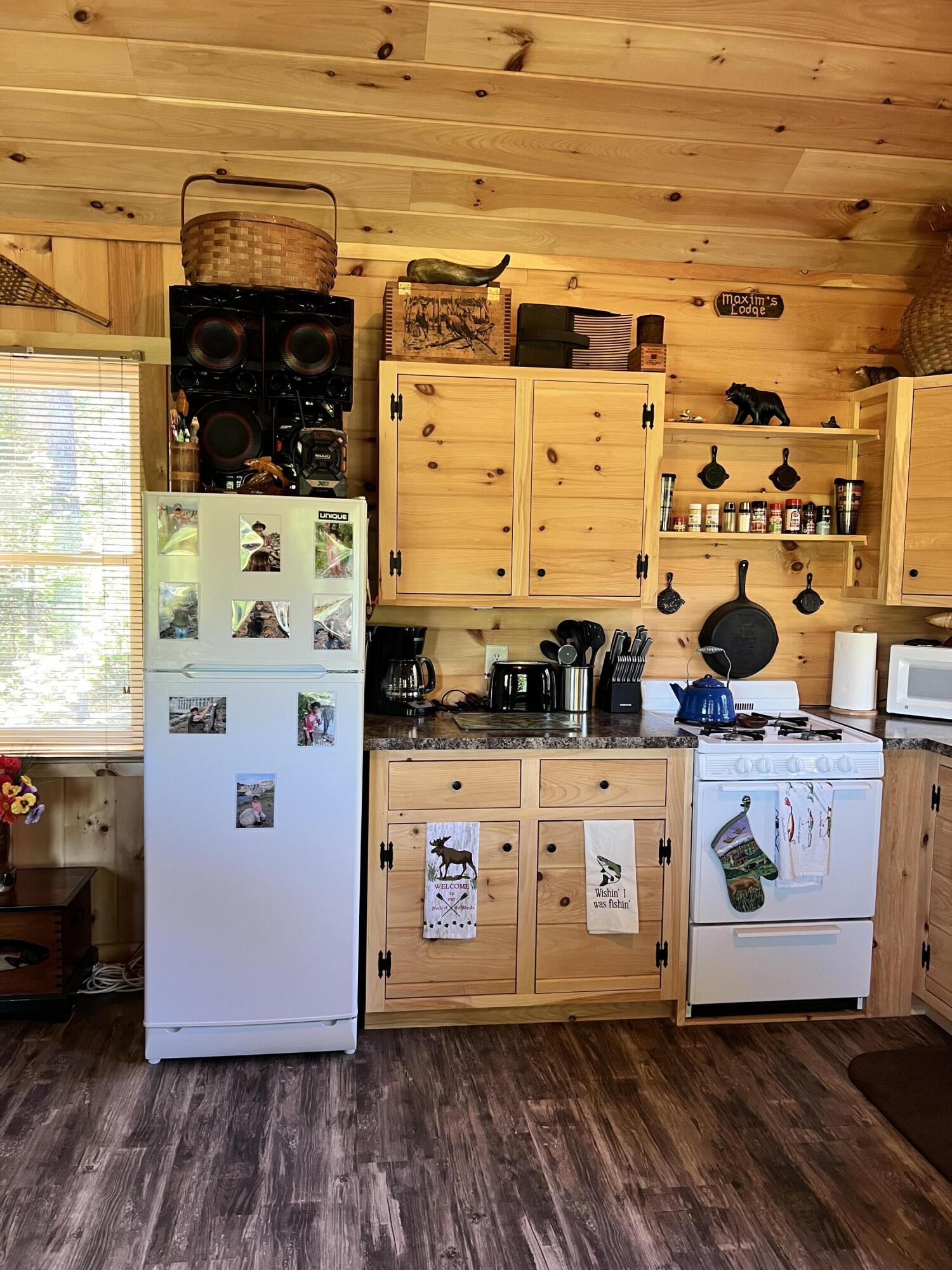 877 Stream Road Moscow, ME 04920 - Photo 3 of 37 IMG_3886