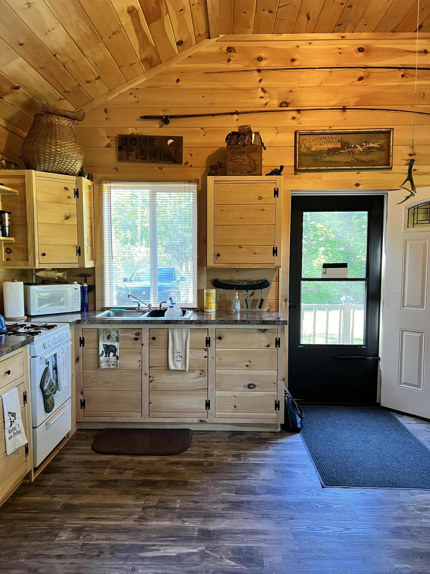 877 Stream Road Moscow, ME 04920 - Photo 4 of 37 IMG_3887