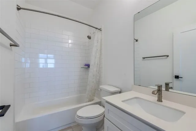 $1,374,999 | 231 Call Drive, Austin, TX 78737