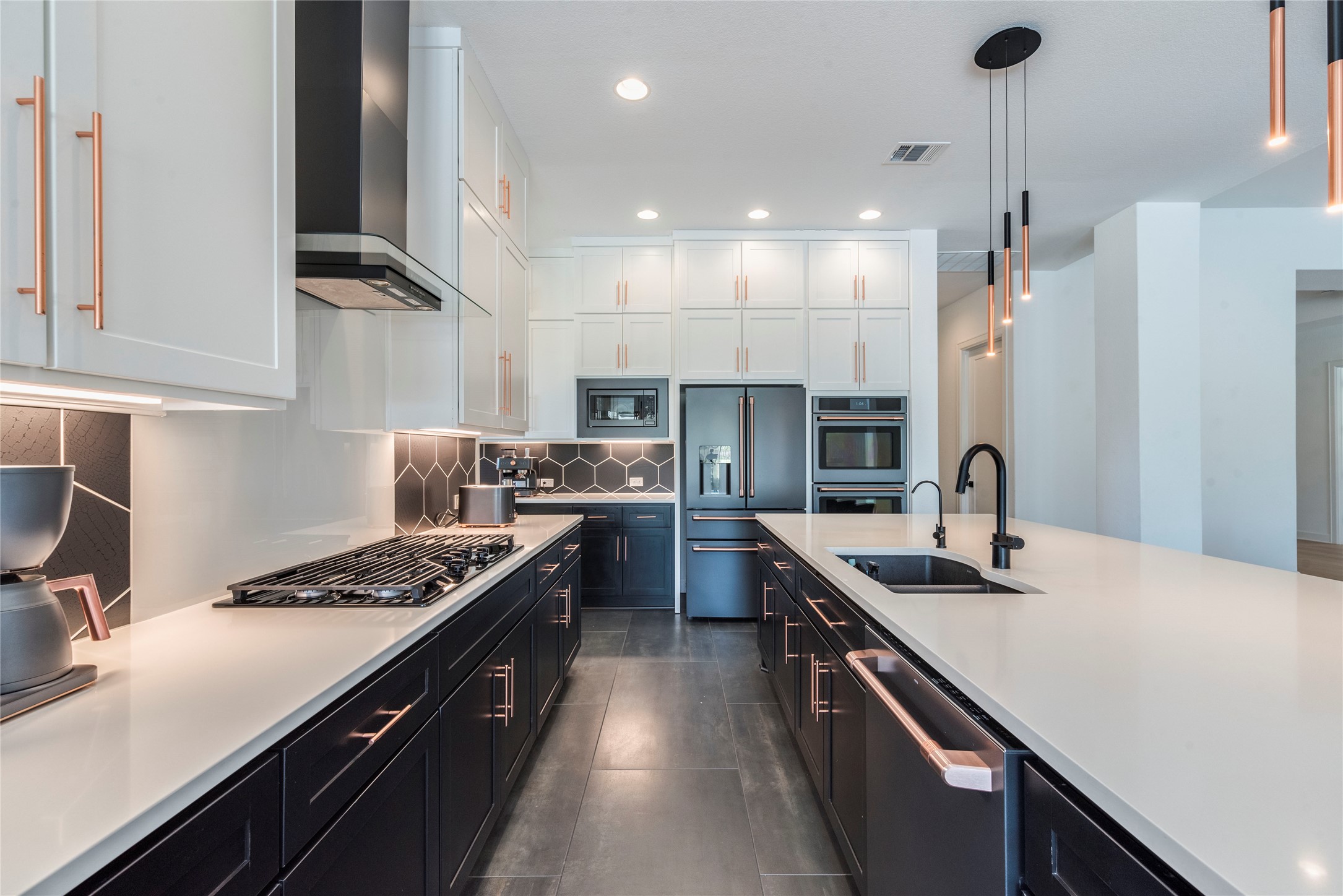 231 Call Drive Austin, TX 78737 - Photo 6 of 40