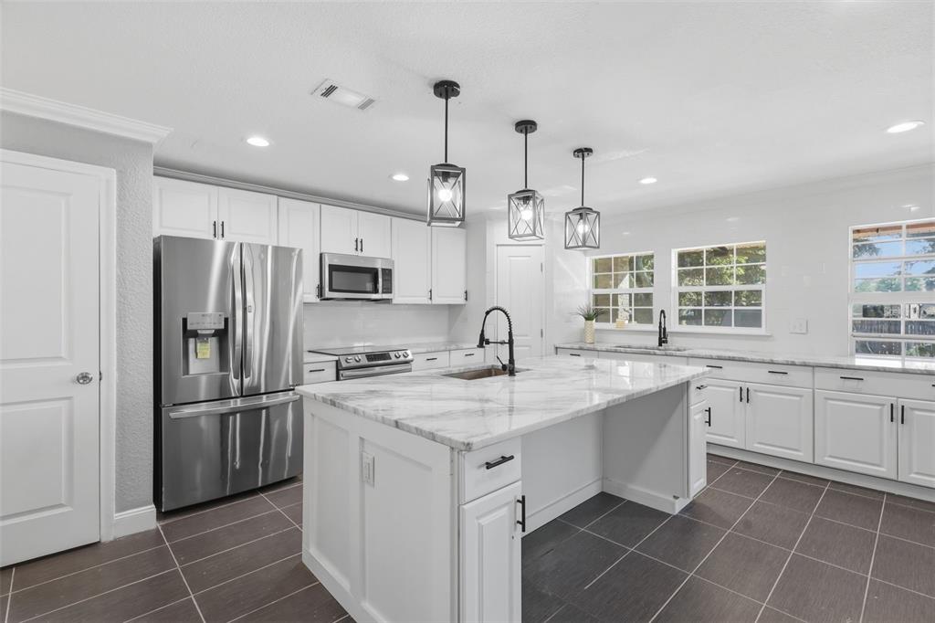 5414 Riverside Drive Port Orange, FL 32127 - Photo 12 of 72