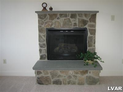 344 Royal Manor Road Easton, PA 18042 - Photo 6 of 12 Gallery Image 6