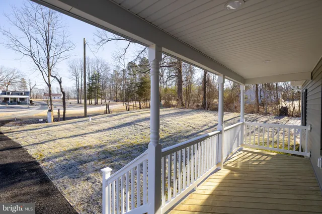 a view of a patio yard