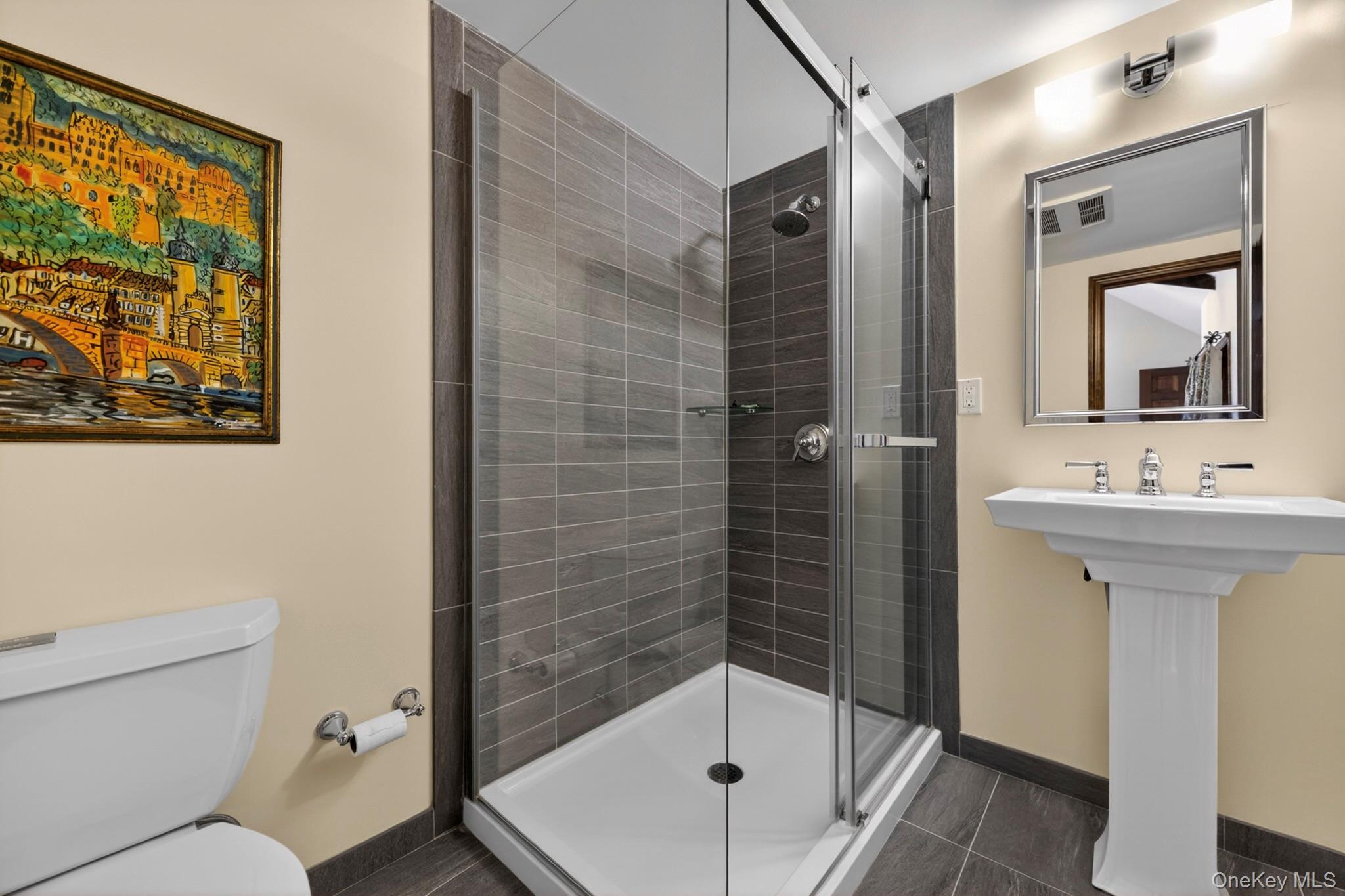 20 Fort Defiance Hill Road Garrison, NY 10524 - Photo 18 of 33 Guest bathroom