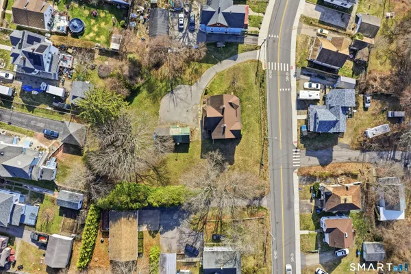 $1,900 | 43 Dunham Street, Norwich, CT 06360