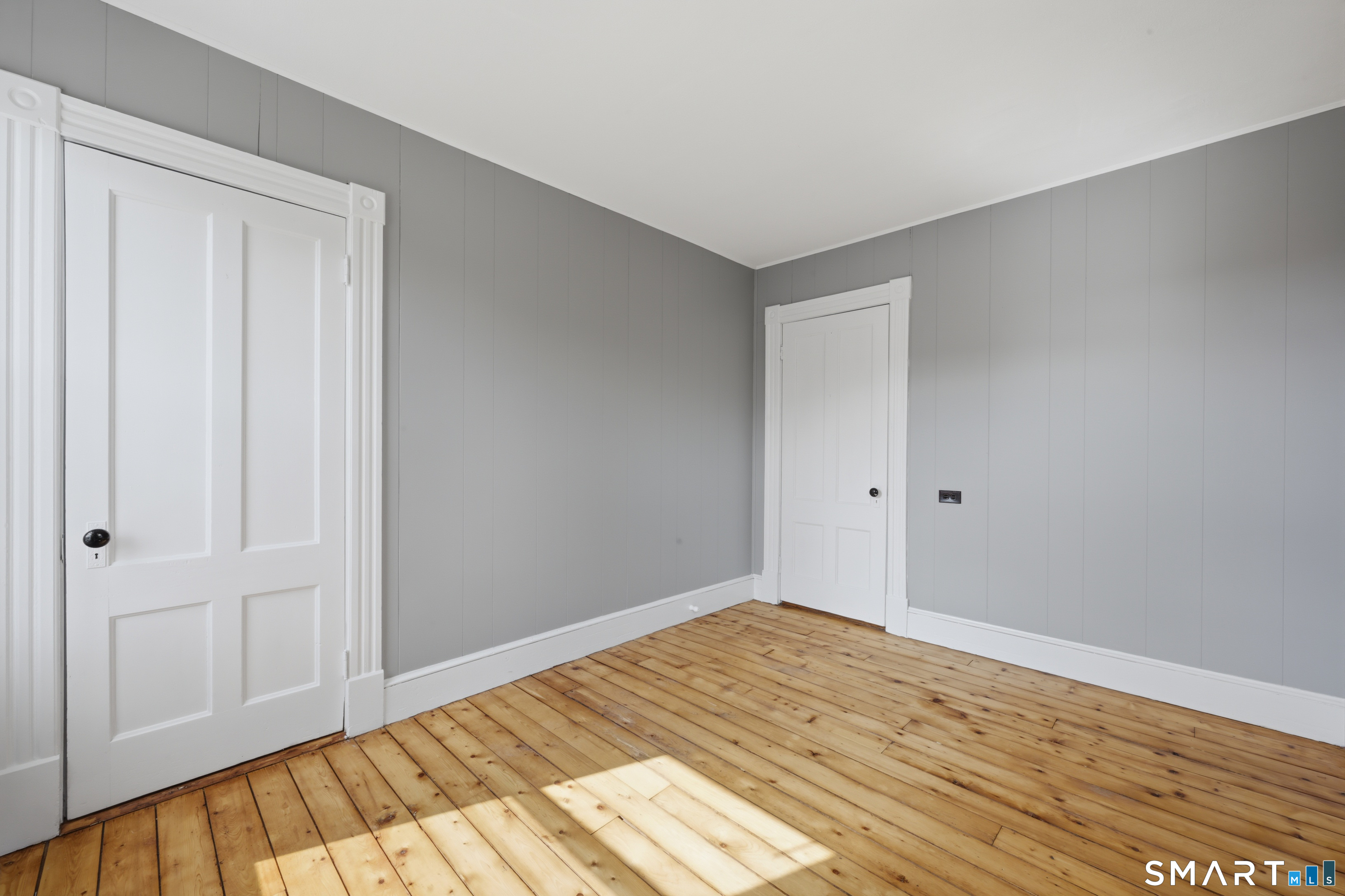 43 Dunham Street Norwich, CT 06360 - Photo 17 of 26 a view of a room