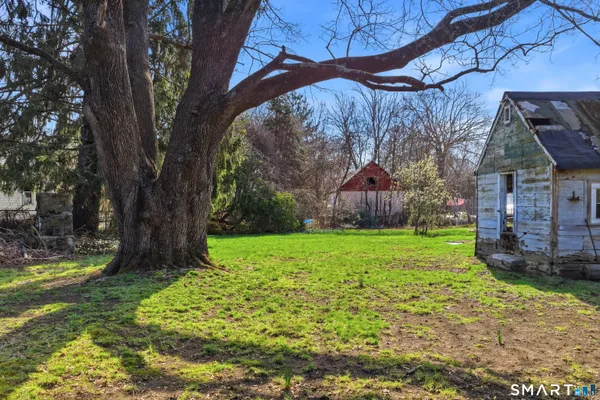 $1,900 | 43 Dunham Street, Norwich, CT 06360