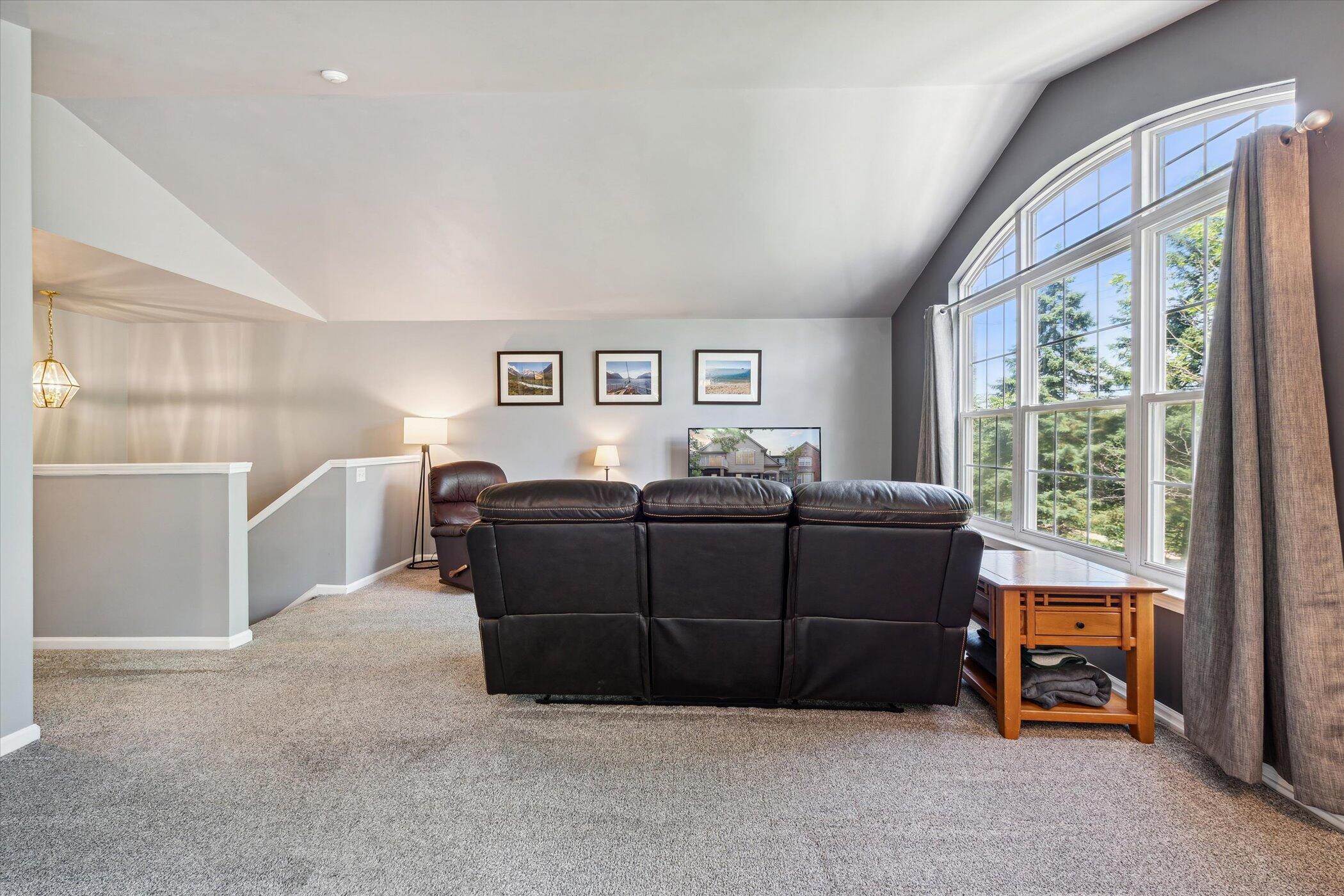3975 Norwich Drive Canton, MI 48188 - Photo 13 of 44 13-3975-Norwich-Dr-Canton-MI-48188-Windo