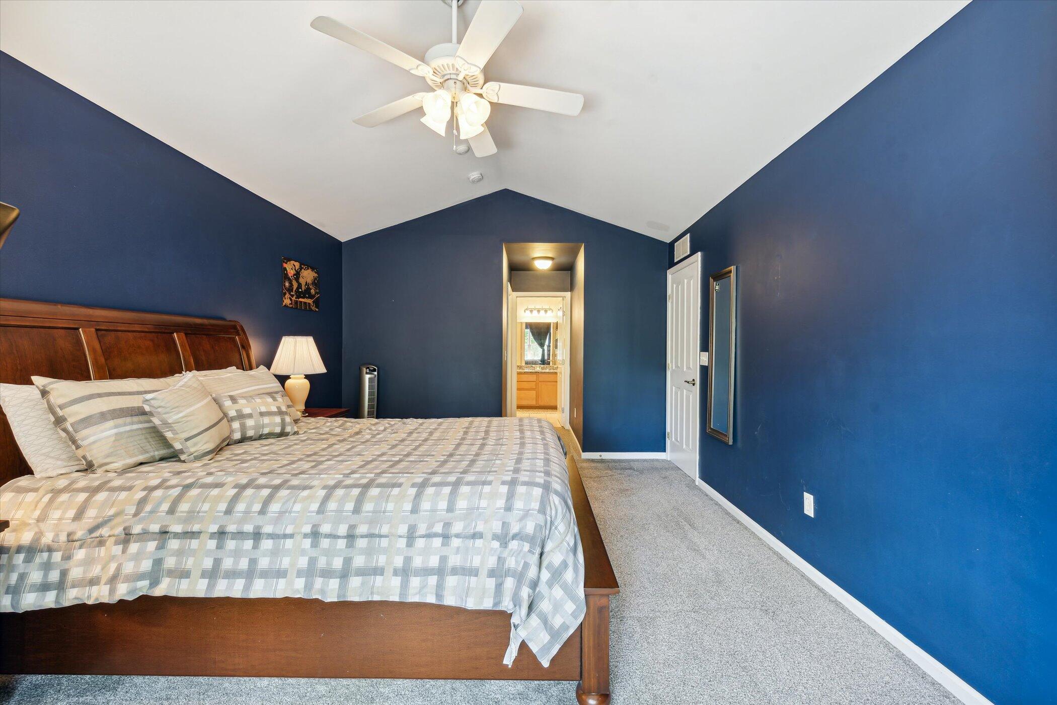 3975 Norwich Drive Canton, MI 48188 - Photo 27 of 44 27-3975-Norwich-Dr-Canton-MI-48188-Windo
