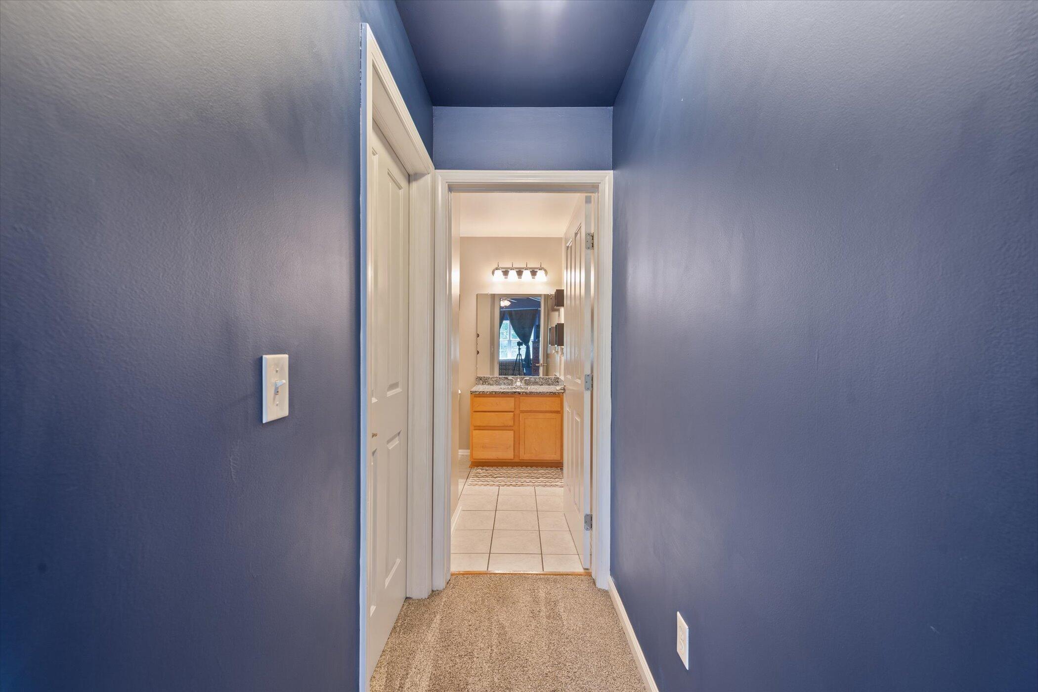 3975 Norwich Drive Canton, MI 48188 - Photo 29 of 44 29-3975-Norwich-Dr-Canton-MI-48188-Windo