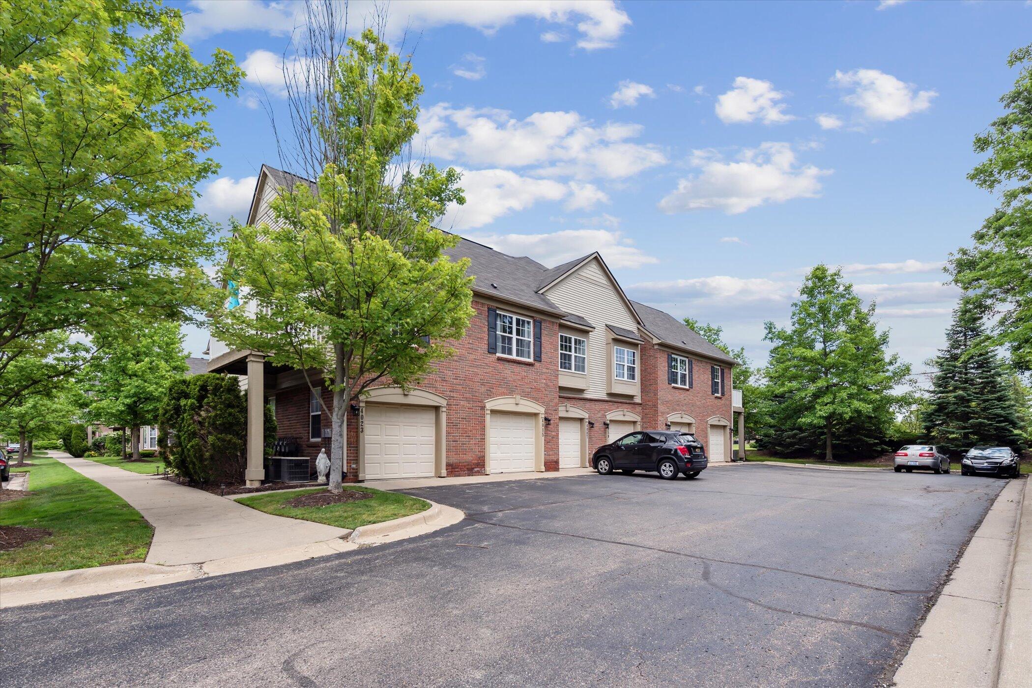 3975 Norwich Drive Canton, MI 48188 - Photo 40 of 44 40-3975-Norwich-Dr-Canton-MI-48188-Windo