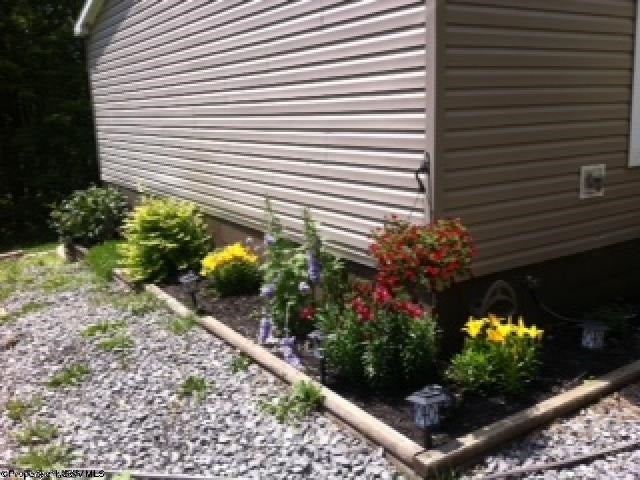 220 Old Sawmill Road Fairmont, WV 26554 - Photo 4 of 9 Gallery Image 4