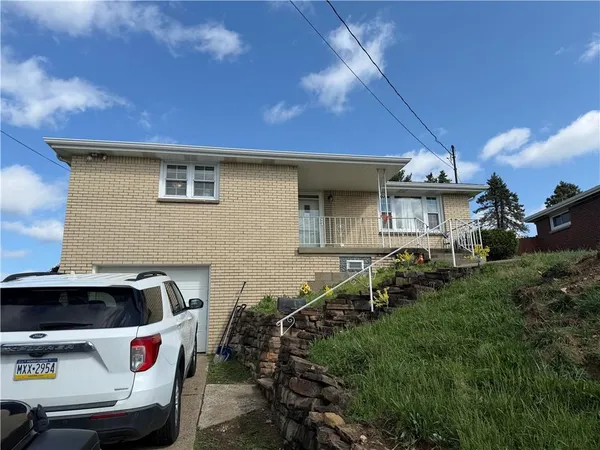 $179,000 | 16 Jackson Drive, Monessen, PA 15062