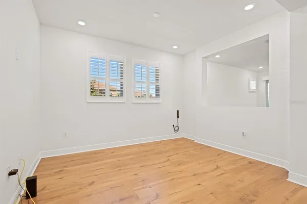 $3,100 | 13928 Natures Reserve Drive, Lithia, FL 33547