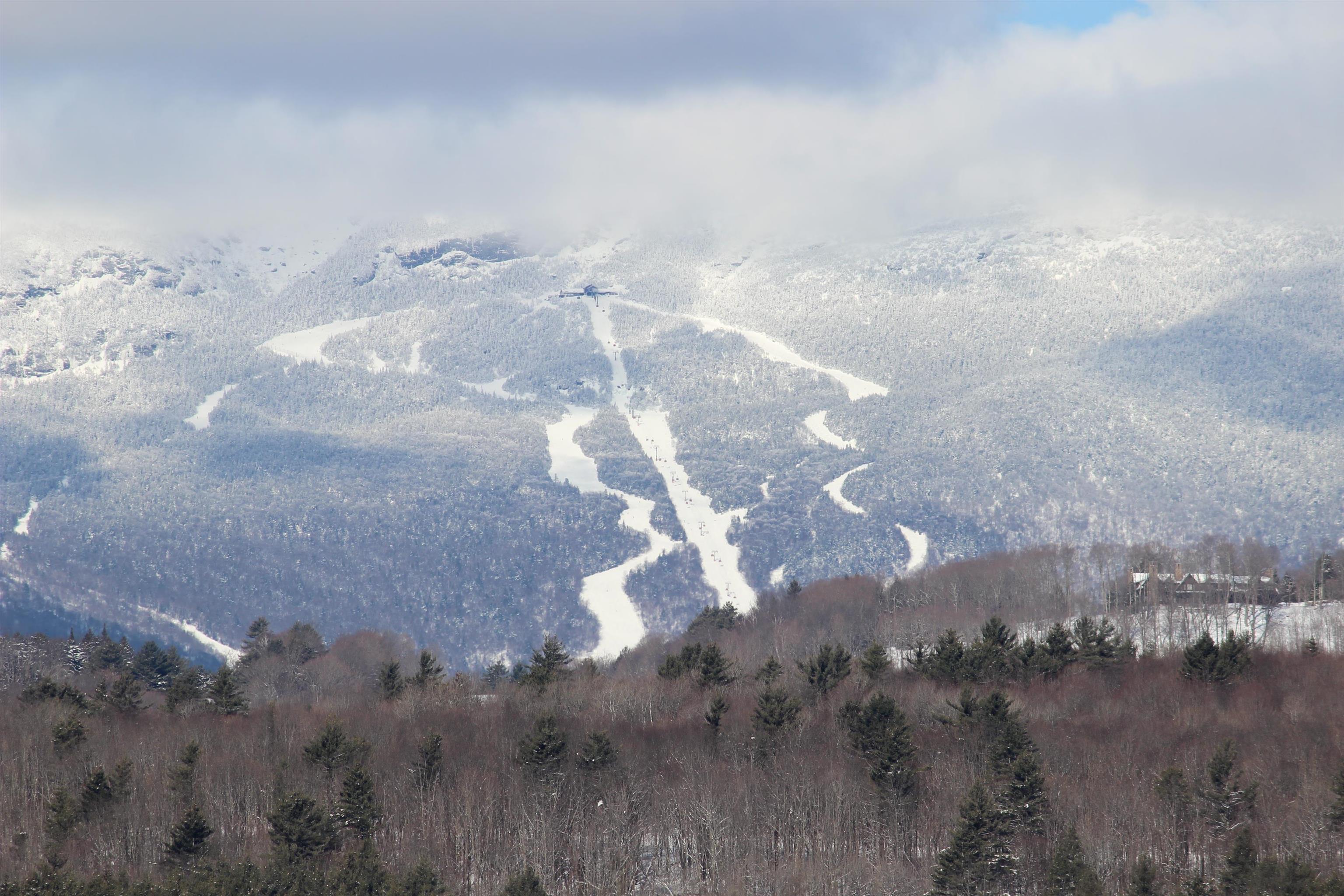 260 Mansfield View Road Stowe, VT 05672 - Photo 3 of 51