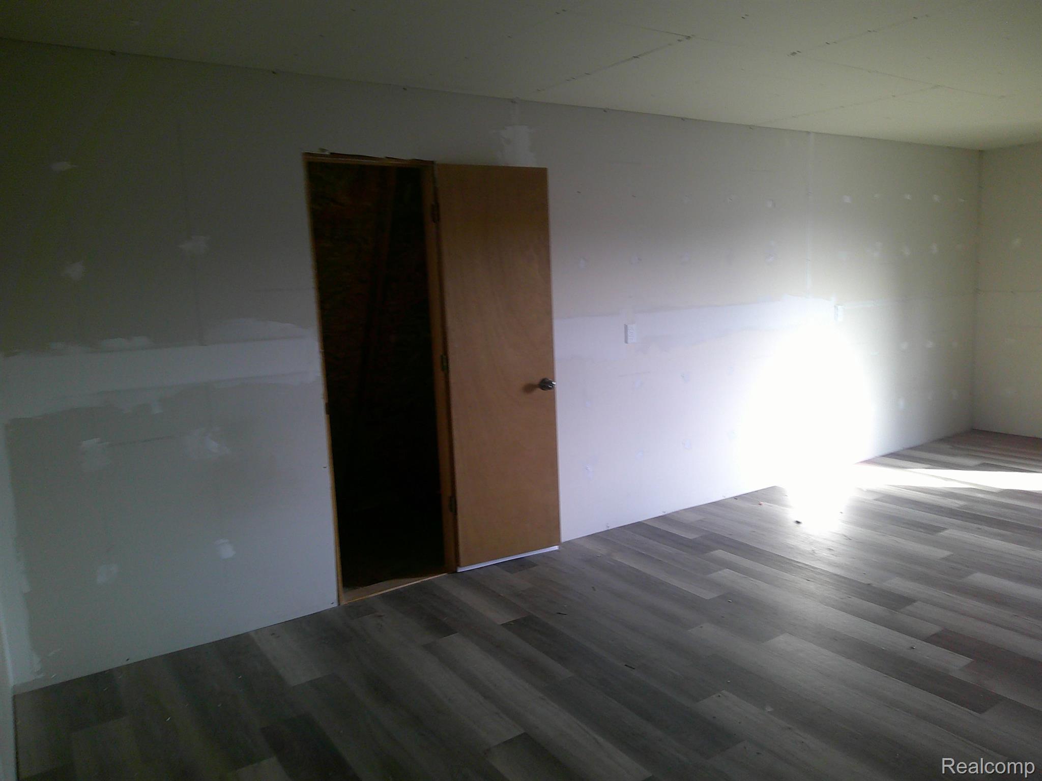 9417 North Seymour Road Montrose, MI 48457 - Photo 14 of 44 Gallery Image 14