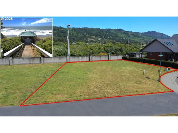 $195,000 | 97972 Sea Breeze Way, Unit 16, Brookings, OR 97415