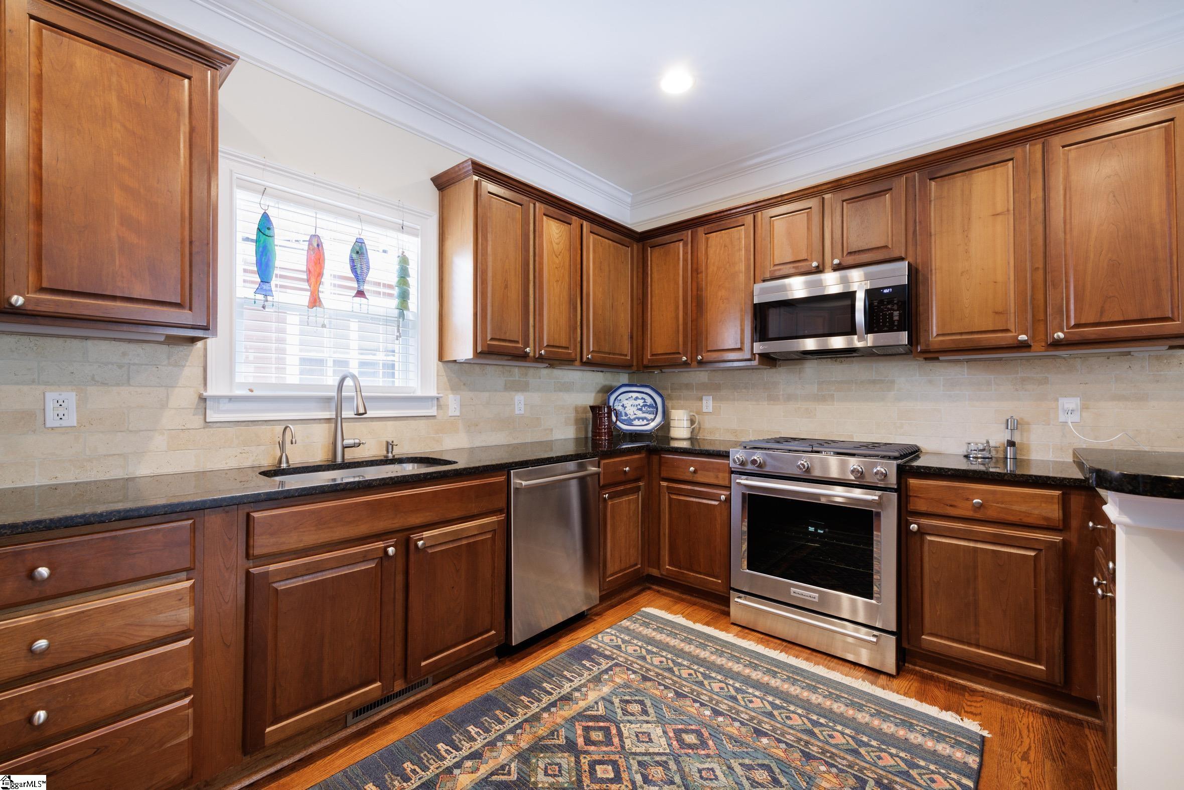 206 Ridenour Avenue Greenville, SC 29617 - Photo 16 of 46 Gallery Image 16