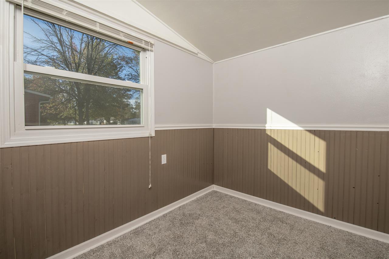 7811 Mildred Road Machesney Park, IL 61115 - Photo 14 of 20 Gallery Image 14
