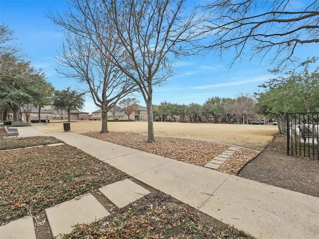 $385,000 | 5582 Grosseto Drive, Frisco, TX 75034