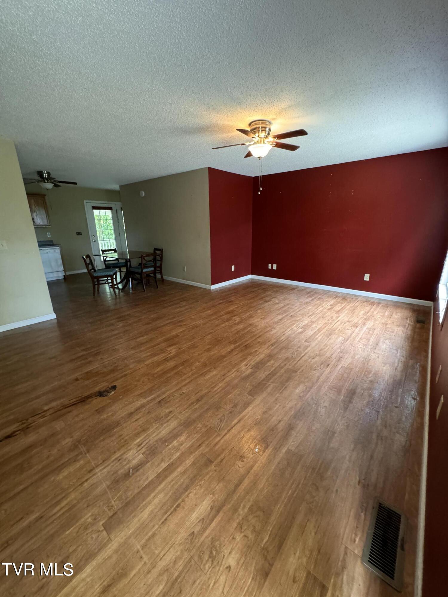 154 Stockyard Road Telford, TN 37690 - Photo 13 of 27 IMG_1986