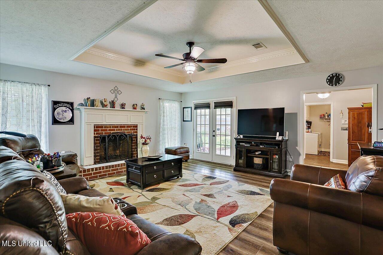 4 Lamplighter Road Pearl, MS 39208 - Photo 3 of 38 33-4 Lamplighter Rd