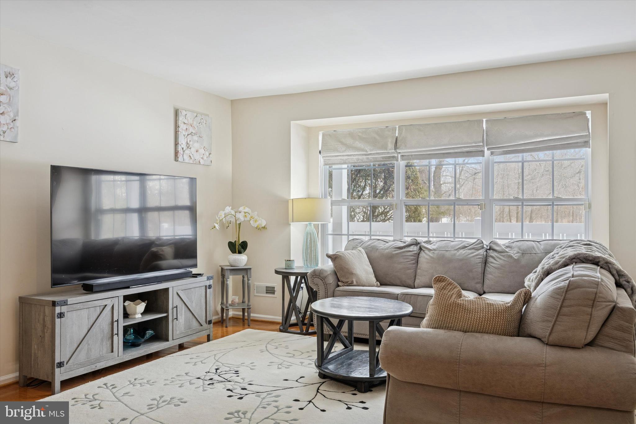 1207 Delancey Way Marlton, NJ 08053 - Photo 9 of 24 Living Room