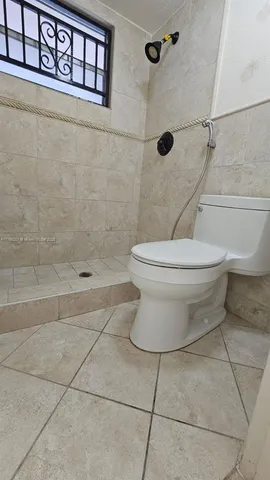 $250,000 | 13715 Kendale Lakes Circle, Unit A201, Miami, FL 33183