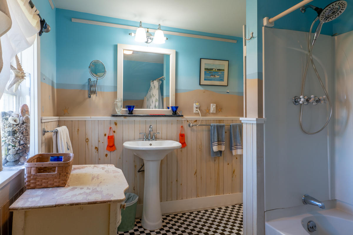468 Main Street Birch Harbor, ME 04613 - Photo 40 of 44 468 Main Street 27