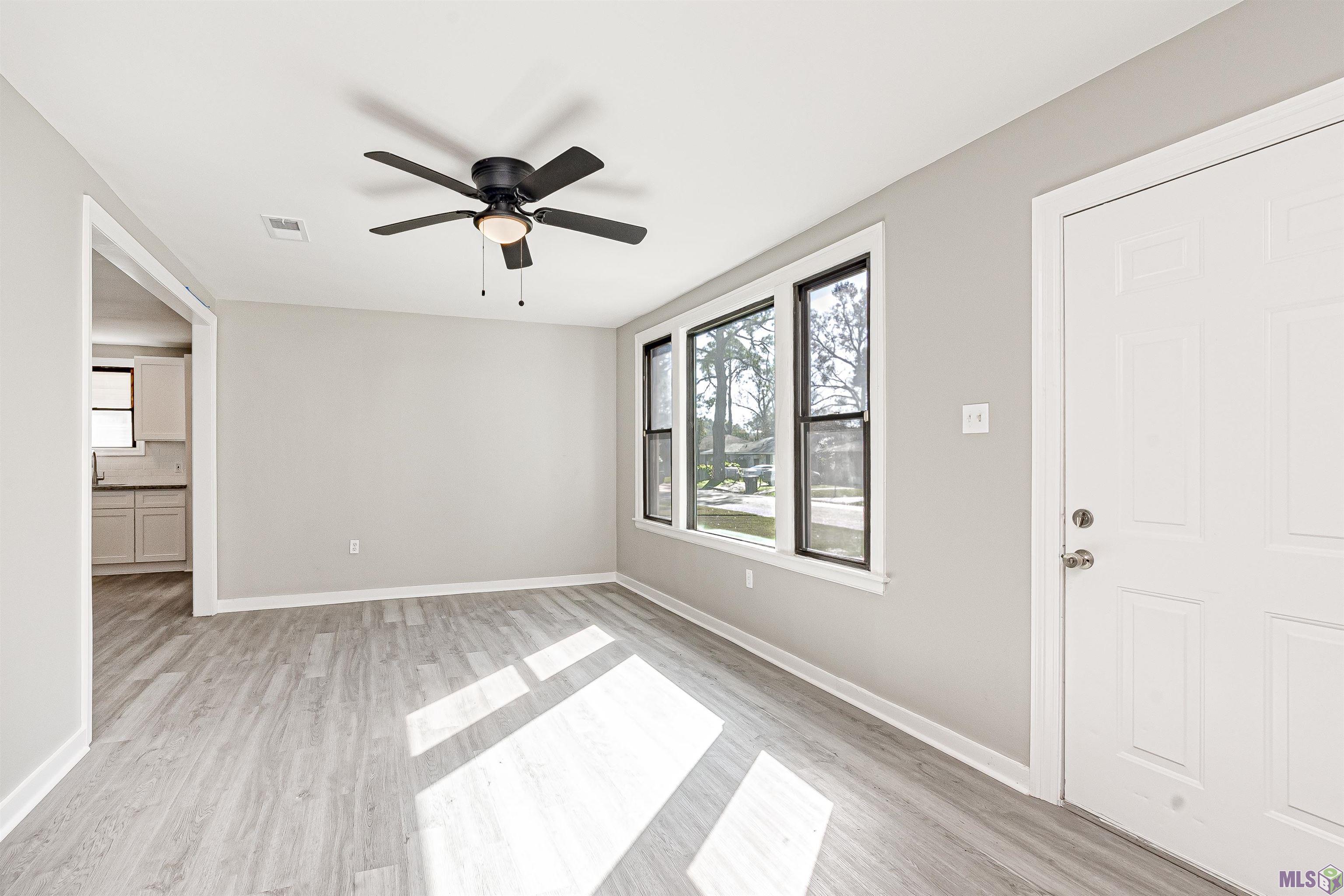 2224 Rhodes Avenue Baton Rouge, LA 70802 - Photo 5 of 10 Gallery Image 5