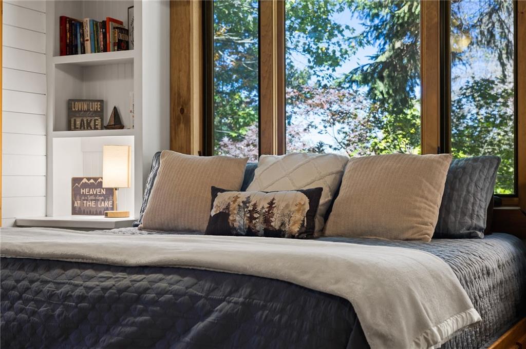 454 High Country Lane Morganton, GA 30560 - Photo 30 of 79 a bedroom with a bed and a window