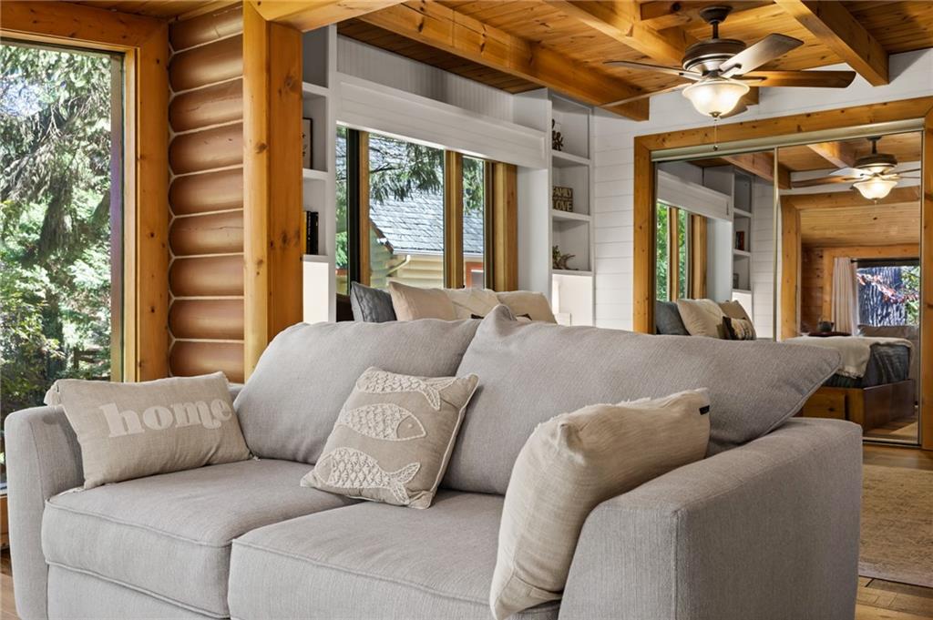 454 High Country Lane Morganton, GA 30560 - Photo 31 of 79 a living room with furniture and a large window