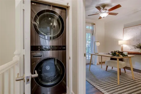 $425,000 | 4424 Holland Avenue, Unit 304, Dallas, TX 75219