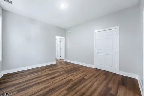 $2,150 | 913 South 18th Street, Newark, NJ 07108