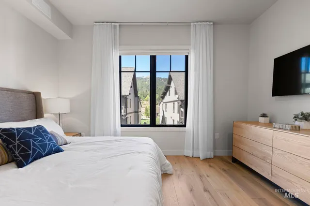 $1,499,000 | 720 Village Drive, Unit 301, Donnelly, ID 83615