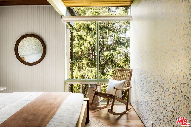 $2,580,000 | 1986 Lucile Avenue, Los Angeles, CA 90039