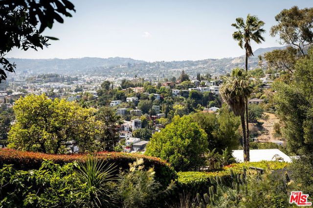 $2,580,000 | 1986 Lucile Avenue, Los Angeles, CA 90039