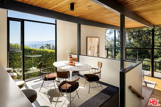 $2,580,000 | 1986 Lucile Avenue, Los Angeles, CA 90039