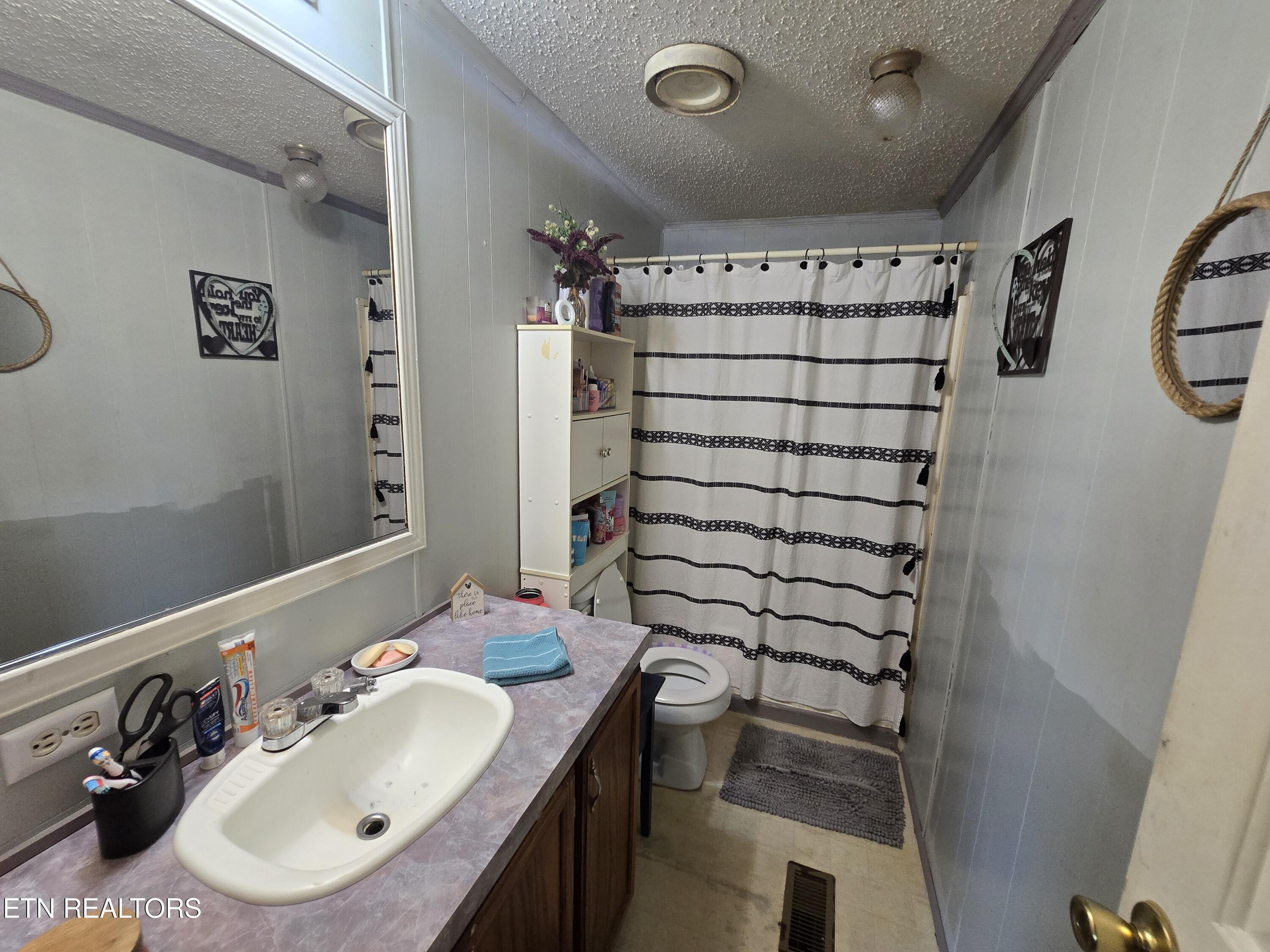 401 Conley Hill Road Jonesville, VA 24263 - Photo 23 of 24 20260417_134808