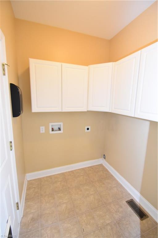4006 Ballard Farm Road Colfax, NC 27235 - Photo 30 of 30 Laundry on the main