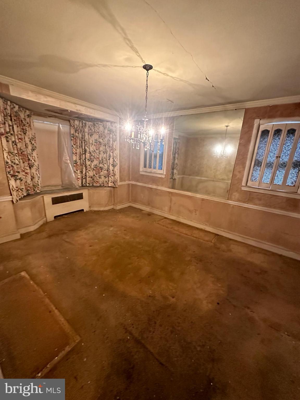 3735 Clarinth Road Baltimore, MD 21215 - Photo 7 of 11
