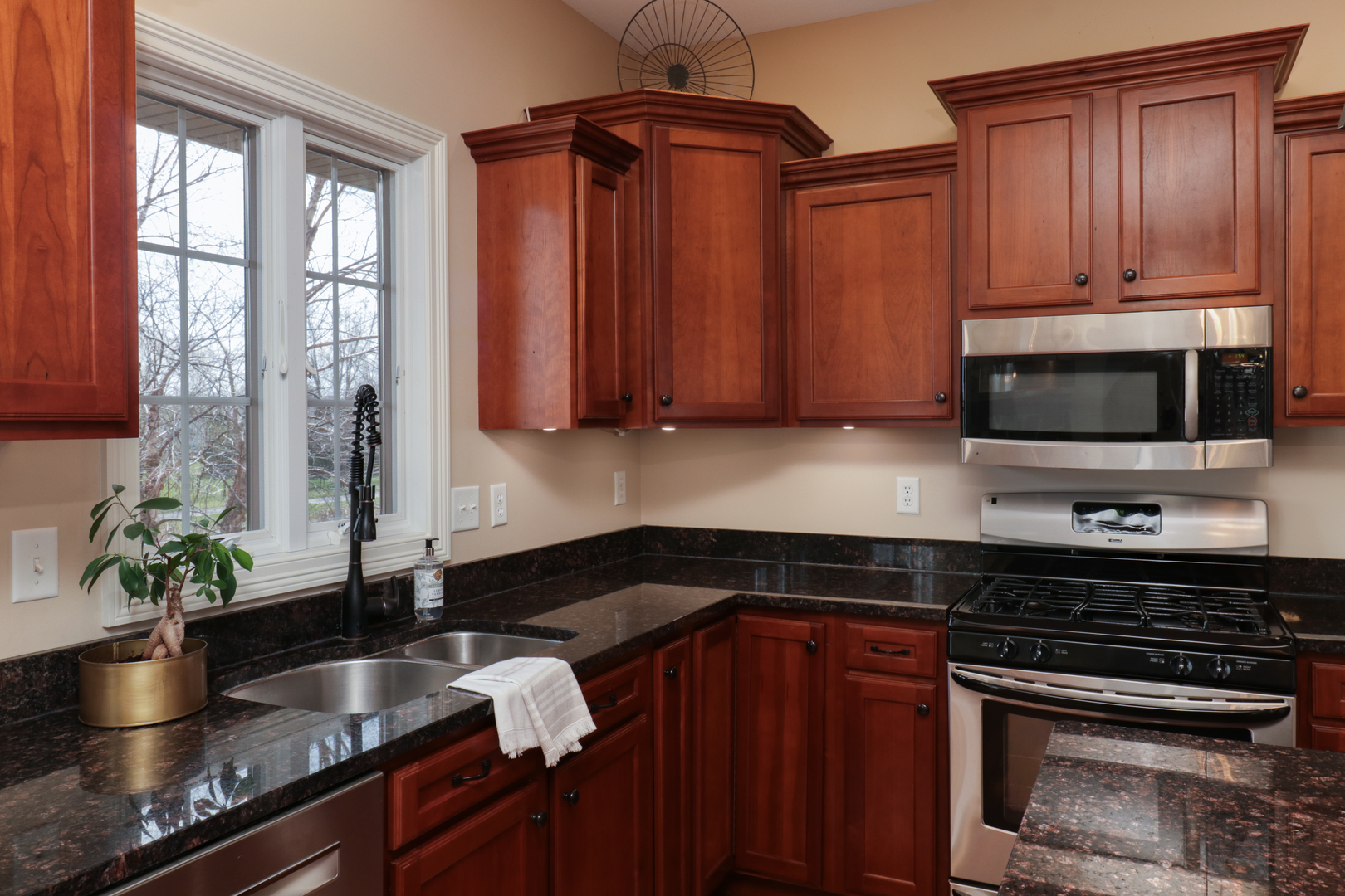 2281 Heather Ridge Drive Normal, IL 61761 - Photo 13 of 70 Gallery Image 13