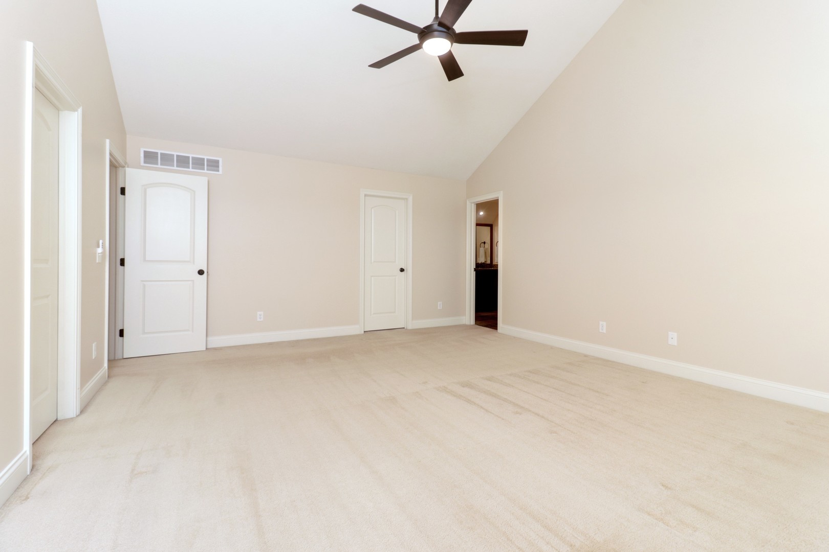 2281 Heather Ridge Drive Normal, IL 61761 - Photo 29 of 70 Gallery Image 29