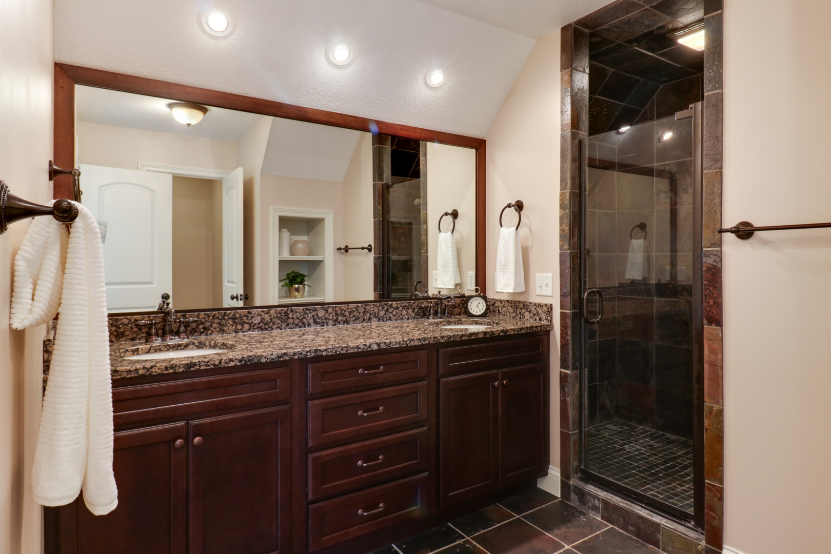 2281 Heather Ridge Drive Normal, IL 61761 - Photo 31 of 70 Gallery Image 31