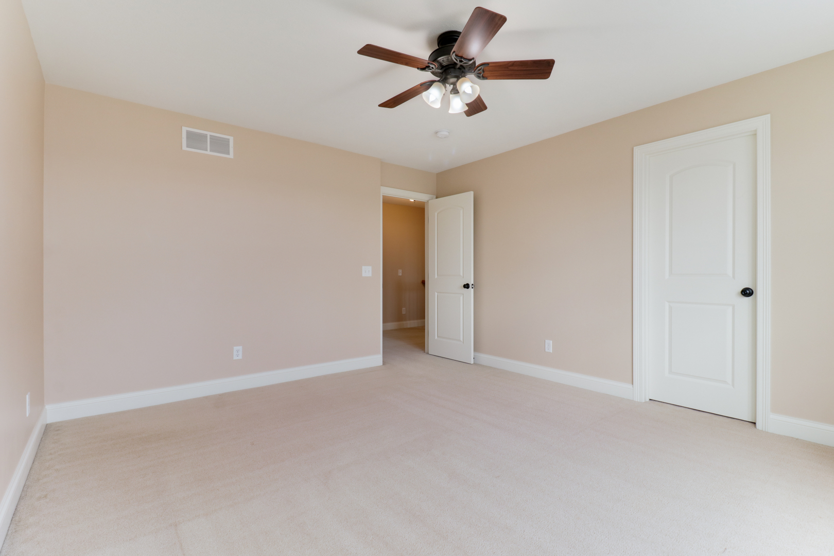 2281 Heather Ridge Drive Normal, IL 61761 - Photo 38 of 70 Gallery Image 38