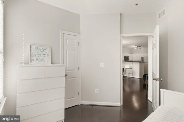 $435,000 | 1625 International Drive, Unit 203, McLean, VA 22102