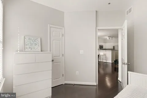 $435,000 | 1625 International Drive, Unit 203, McLean, VA 22102