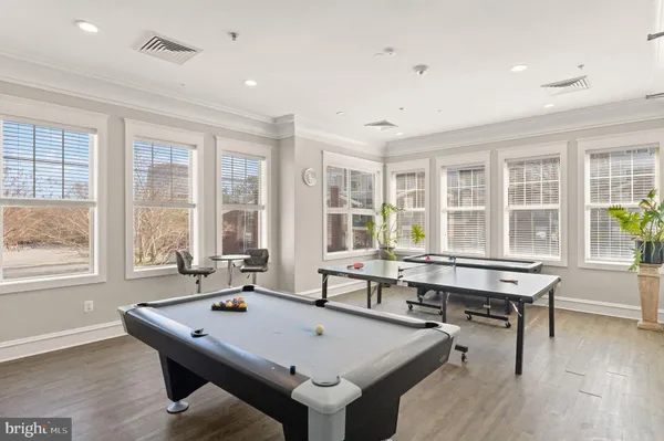 $435,000 | 1625 International Drive, Unit 203, McLean, VA 22102