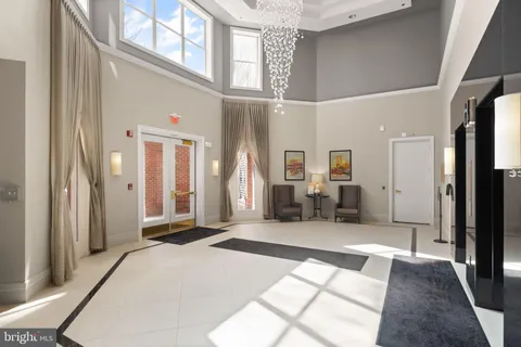 $435,000 | 1625 International Drive, Unit 203, McLean, VA 22102